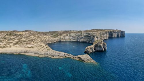 rocks on a bed of water